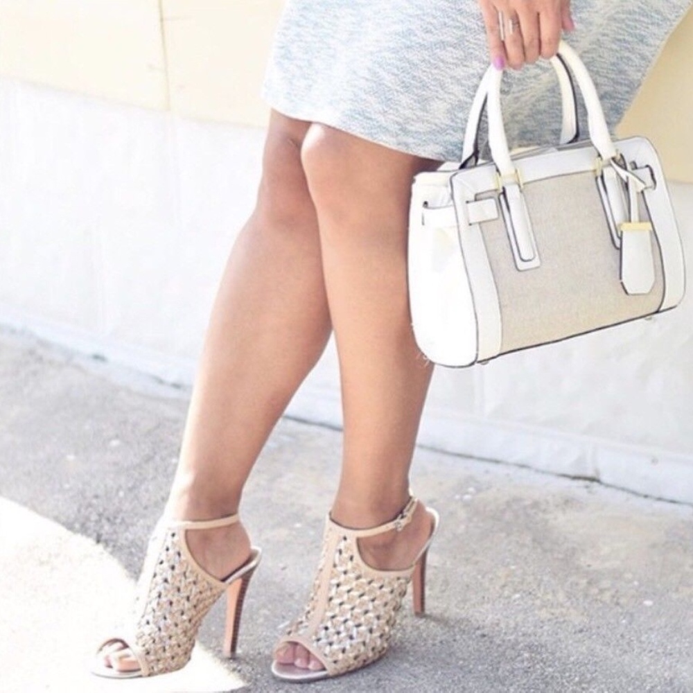 Coach Beige Silver Leather Woven Leela Heels - Picture 1 of 8